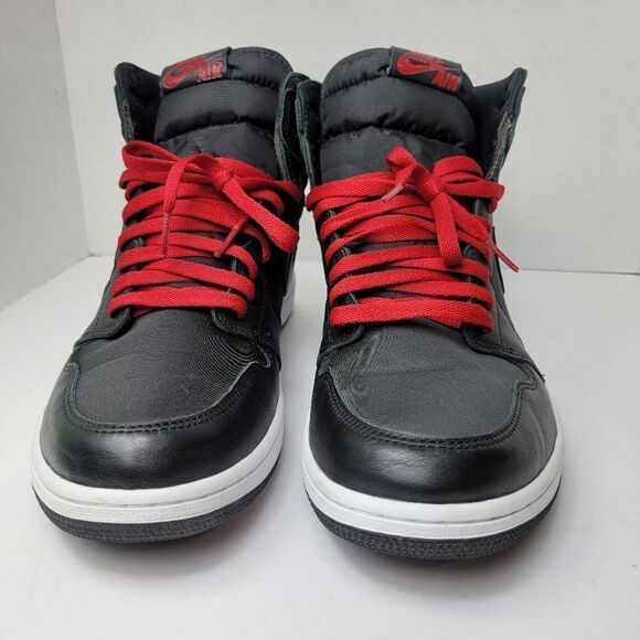 Nike Air Jordan Retro 1 High "Black Satin Gym Red "555088-060 Sneaker Size 13 - Picture 2 of 10